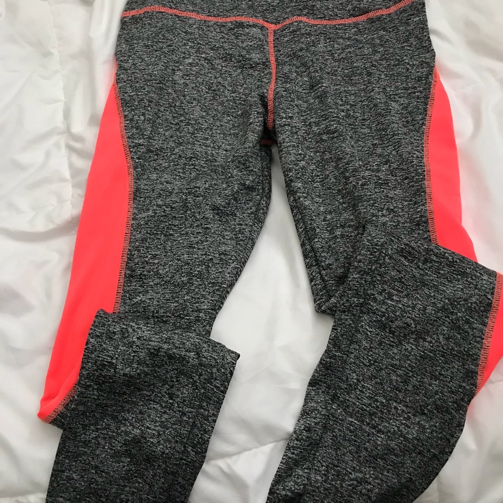 Track suit - Picture 2 of 2
